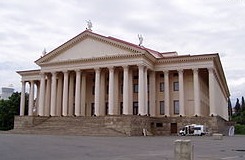 Зимний театр